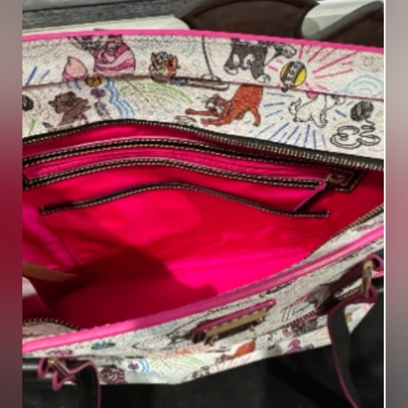 Gently Used Dooney & Bourke Disney Cats Sketch Tote Bag - Picture 5 of 8